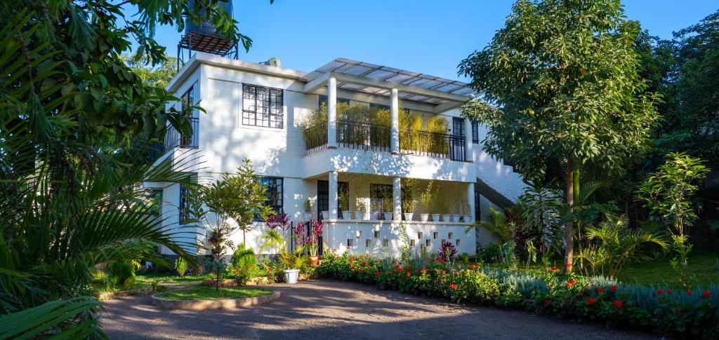 safari villa