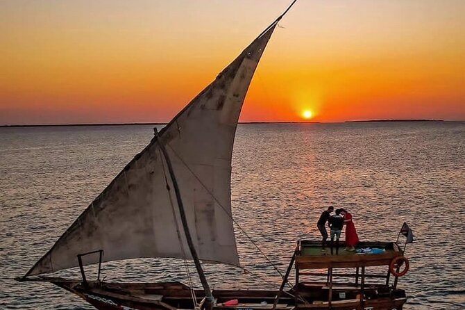 sunset dhow for honeymooners